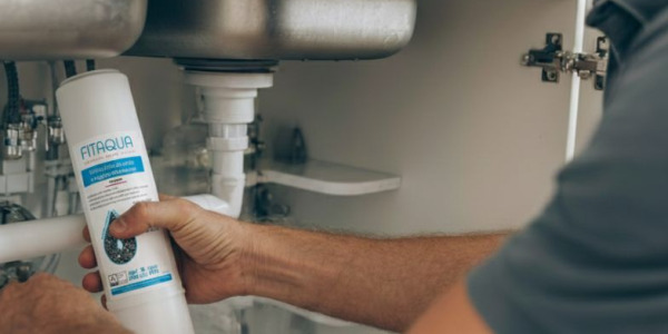 Kiedy i jak często wymieniać wkłady w systemie filtracji wody?